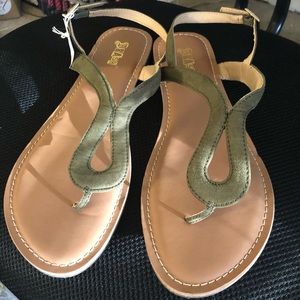 Woman’s Sandals